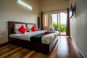 Cottages@Village Resort-Junior Suite with Lake View, Room, Naukuchiatal