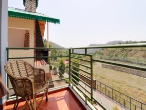 peaceful mountain view resort Cottages@Village Naukuchiatal